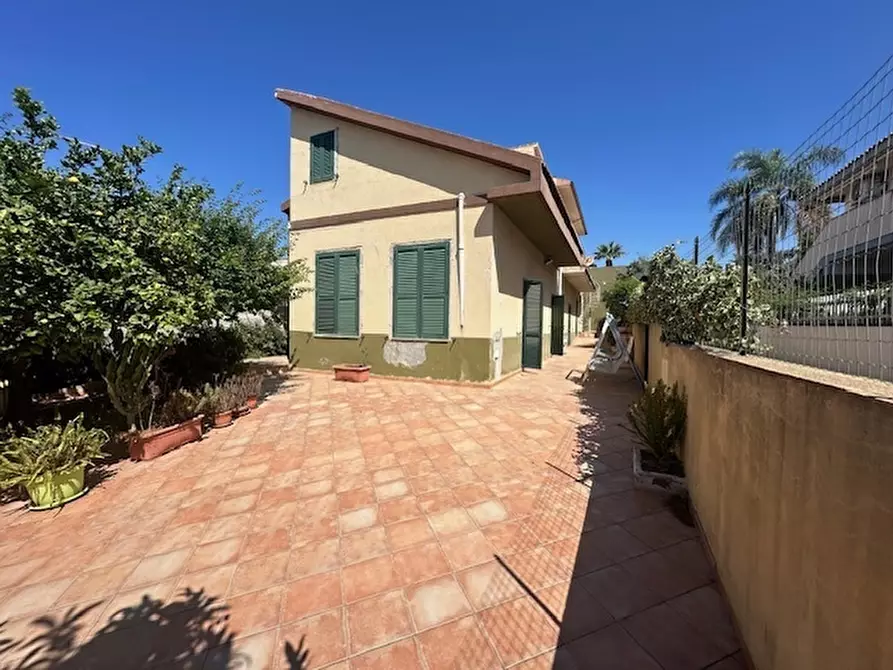 Immagine 28 di Villa in vendita  in Corso Mediterraneo 95 a Modica