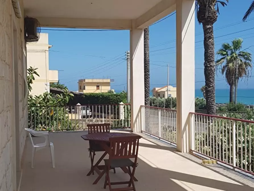 Immagine 3 di Villa in vendita  a Scicli