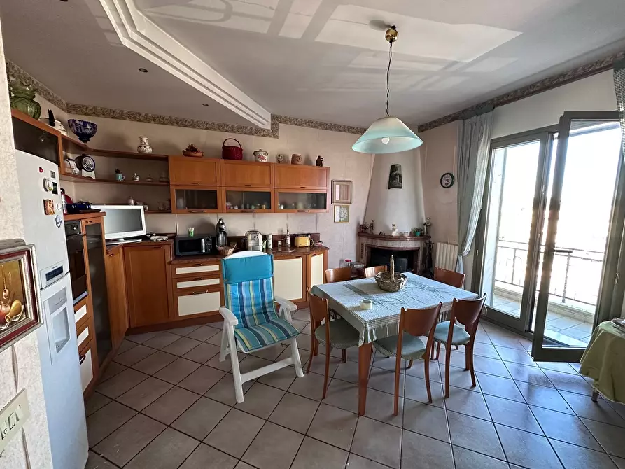 Immagine 11 di Appartamento in vendita  a Modica