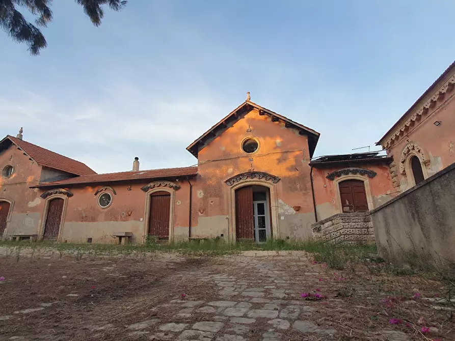 Immagine 20 di Villa in vendita  a Modica