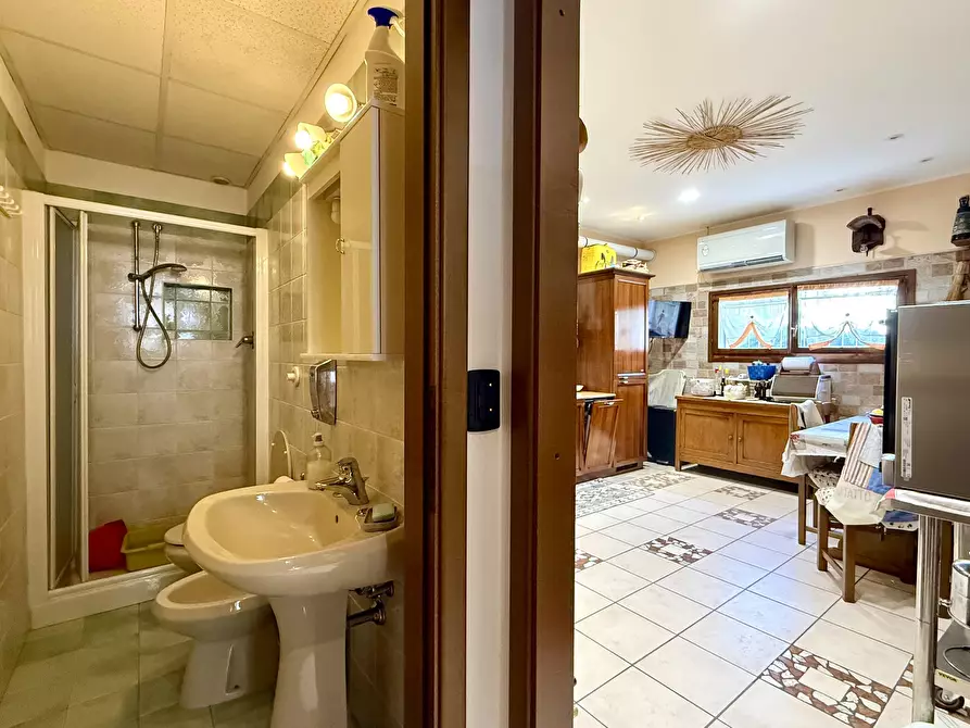 Immagine 43 di Pentalocale in vendita  in via verde 13 a Ozzano Dell'emilia