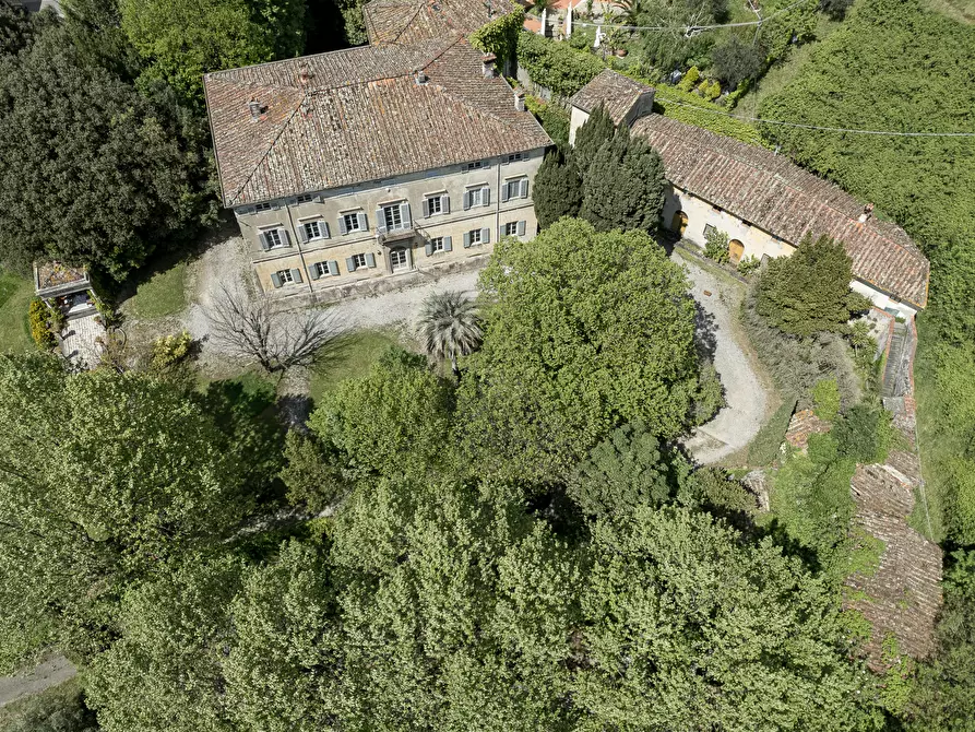 Immagine 4 di Villa in vendita  in Via Ludovica 6927 a Lucca