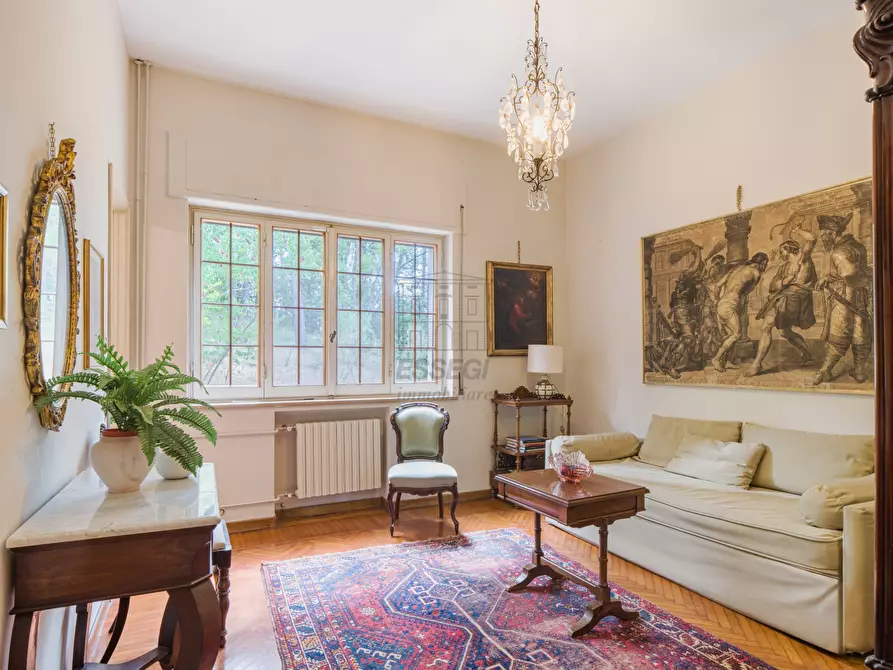 Immagine 29 di Villa in vendita  in Via dei Poveri Vecchi 749 a Lucca