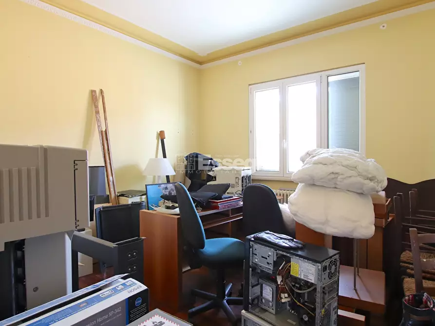 Immagine 29 di Villa in vendita  in Via del Parco 49 a Capannori