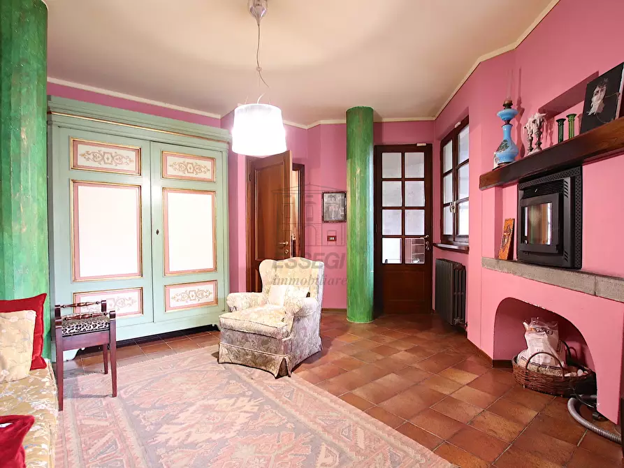 Immagine 15 di Villa in vendita  in Viale Cesare Biondi 68 a Barga