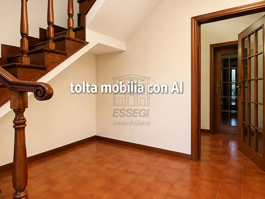Immagine 11 di Villa in vendita  in Via della Chiesa XI 568 a Lucca
