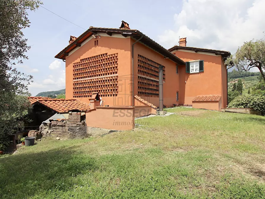 Immagine 40 di Rustico / casale in vendita  in Via Pieroni a Lucca