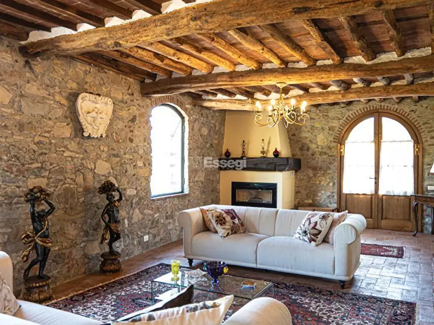 Immagine 24 di Rustico / casale in vendita  in Via di Mutigliano 1051/B a Lucca