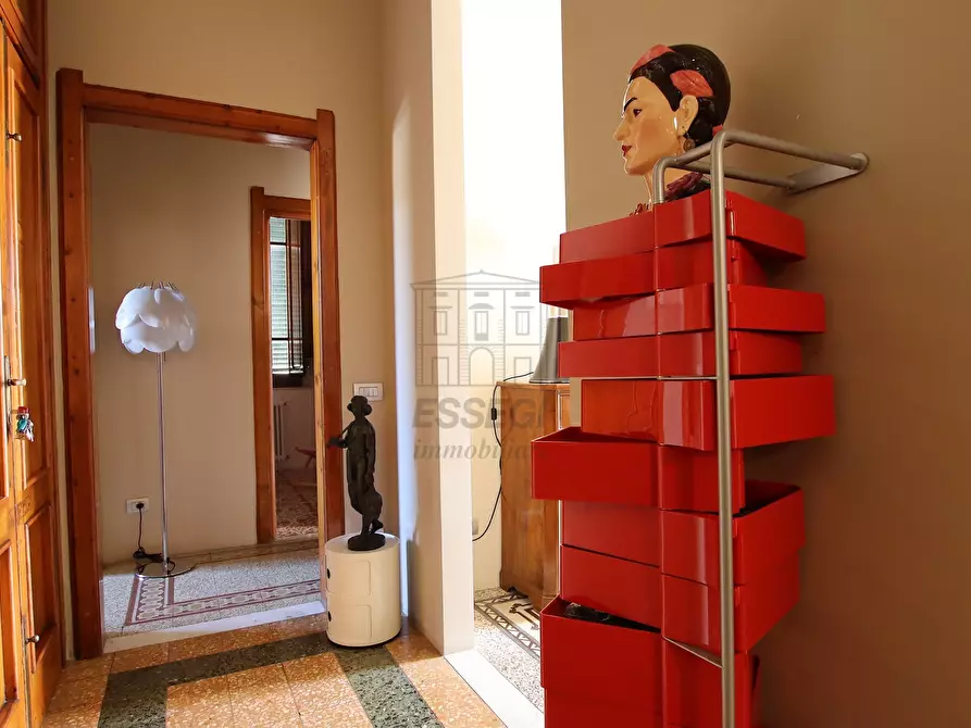 Immagine 21 di Appartamento in vendita  in Viale Pacini 115 a Lucca