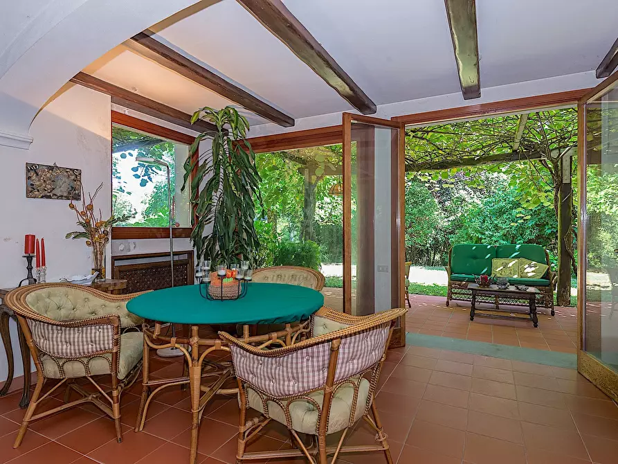 Immagine 25 di Villa in vendita  in Via di Moriano a Lucca