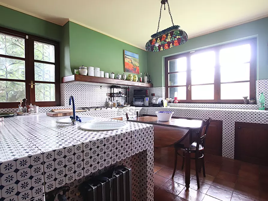 Immagine 10 di Villa in vendita  in Viale Cesare Biondi 68 a Barga