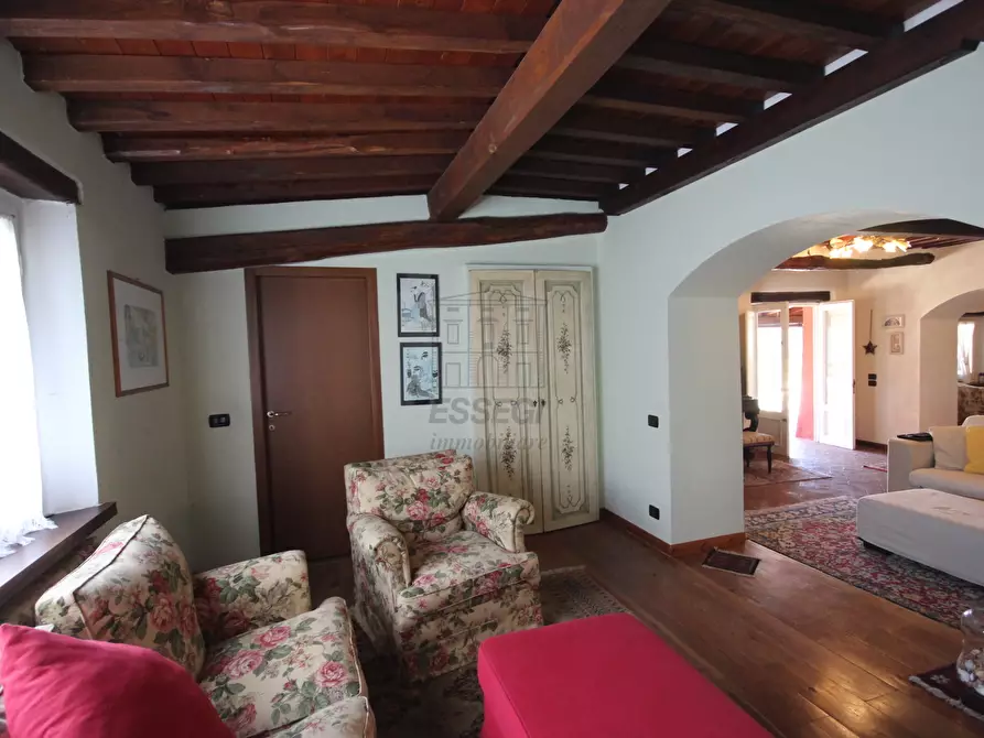 Immagine 20 di Rustico / casale in vendita  in Via dei Marzi 463 a Lucca