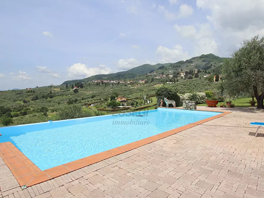 Immagine 9 di Rustico / casale in vendita  in Via Pieroni a Lucca