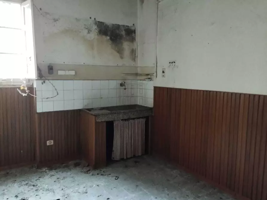 Immagine 11 di Terratetto in vendita  in Via della Madonnina 13 a Lucca