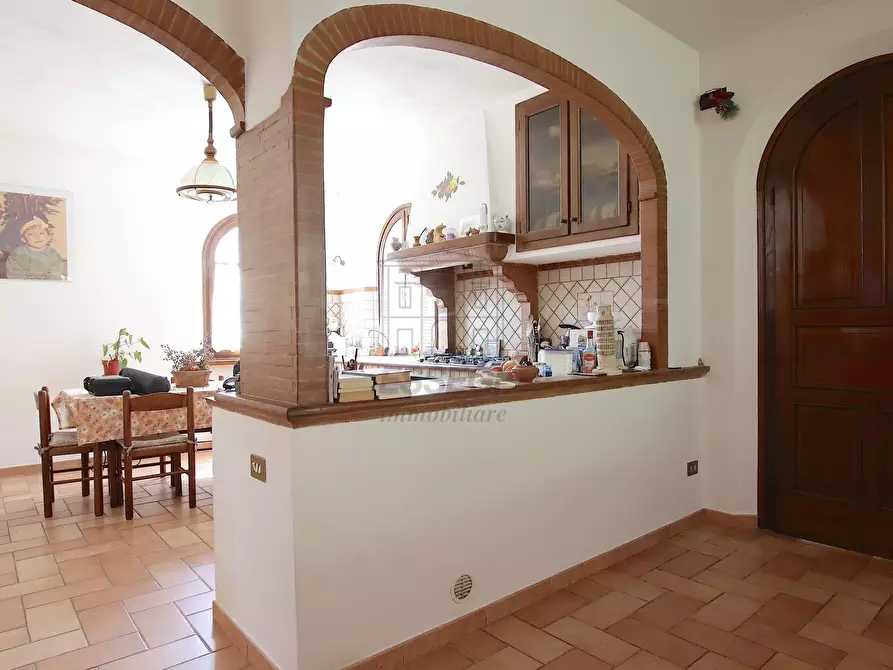 Immagine 15 di Rustico / casale in vendita  in Via di Tiglio a Capannori