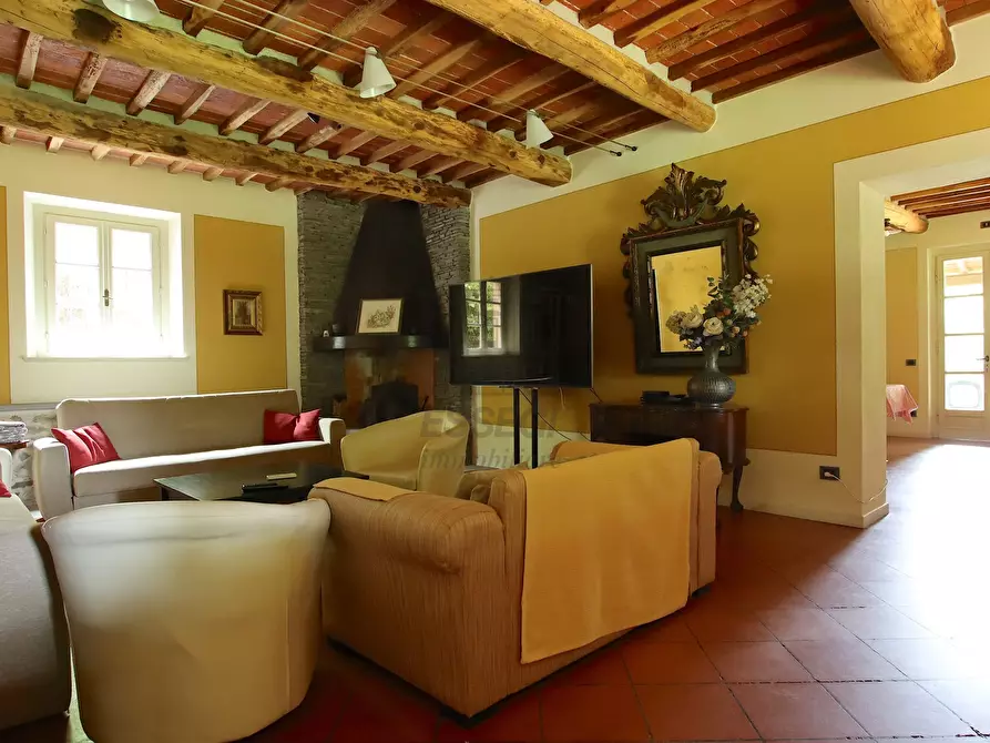 Immagine 21 di Villa in vendita  in Via di Tiglio 33 a Capannori