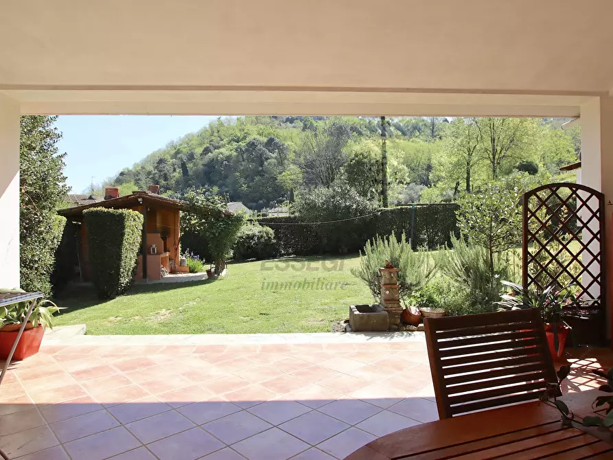 Immagine 44 di Villa in vendita  in Via Comunale Campolungo 51 a Lucca