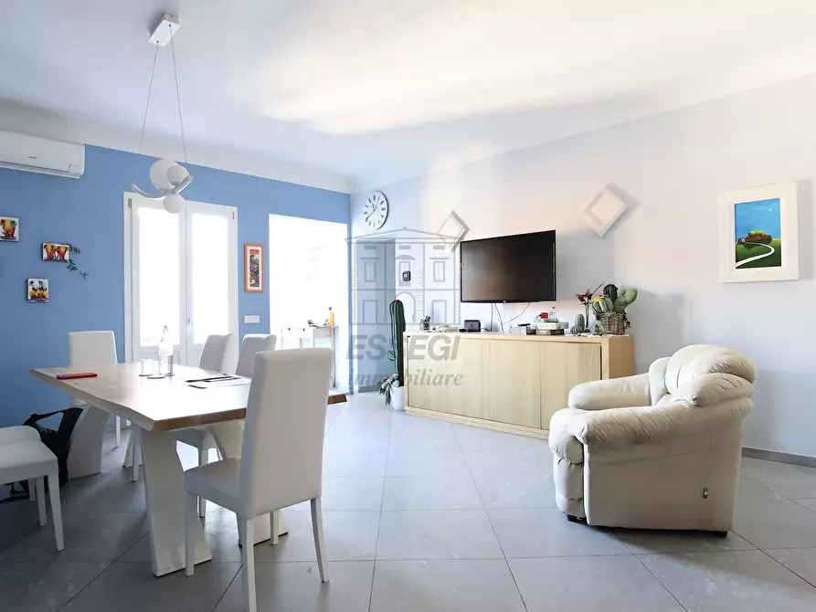 Immagine 6 di Appartamento in vendita  in Piazza del Salvatore 7 a Lucca