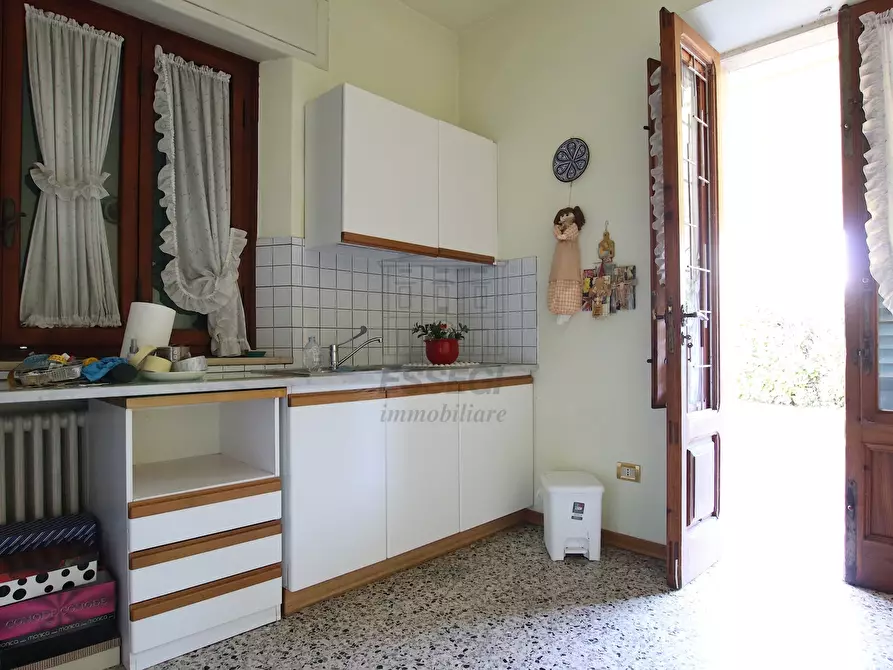 Immagine 11 di Villa in vendita  in Via dell'Ave Maria 106 a Lucca