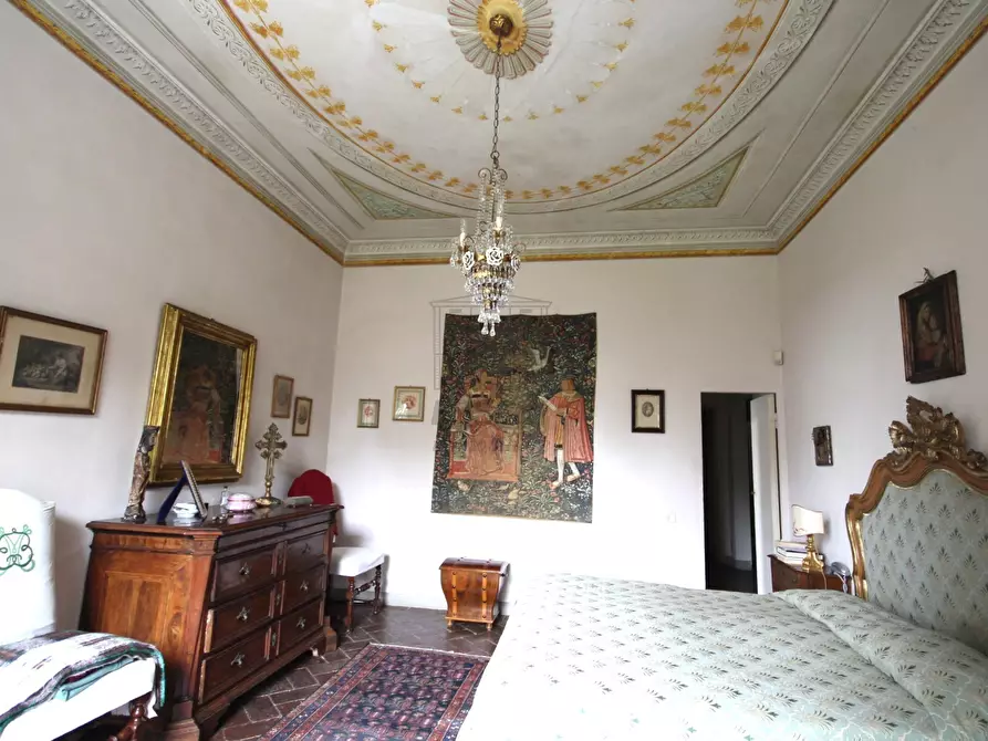 Immagine 10 di Villa in vendita  in Via del Caporale 773 a Lucca