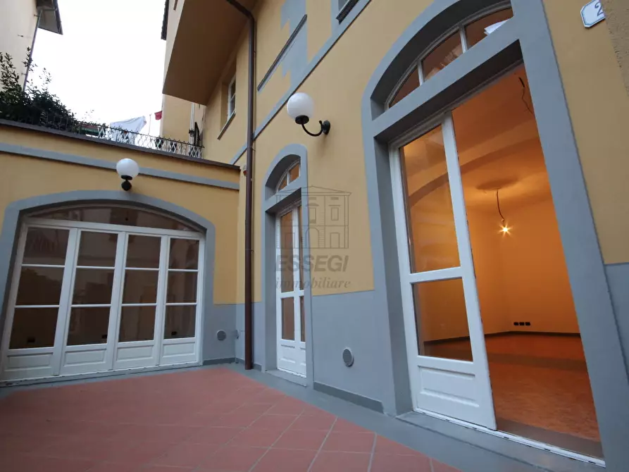 Immagine 2 di Appartamento in vendita  in Via Arcivescovato a Lucca
