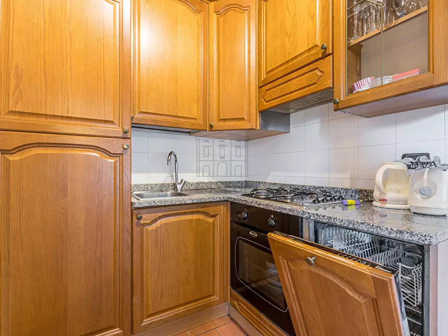 Immagine 26 di Rustico / casale in vendita  in Via di Rocchino 60 a Lucca