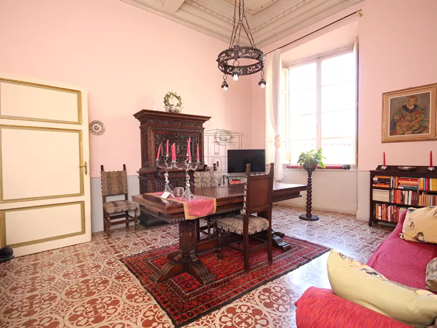 Immagine 20 di Appartamento in vendita  in piazza san frediano a Lucca