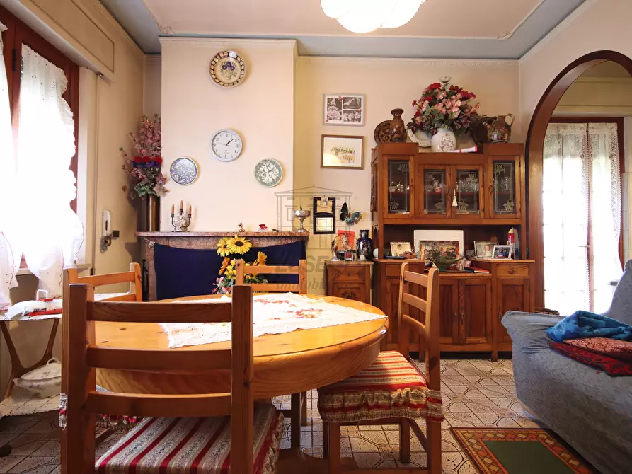 Immagine 10 di Villa in vendita  in Strada Comunale Generale Carlo Alberto dalla Chies 83 a Capannori