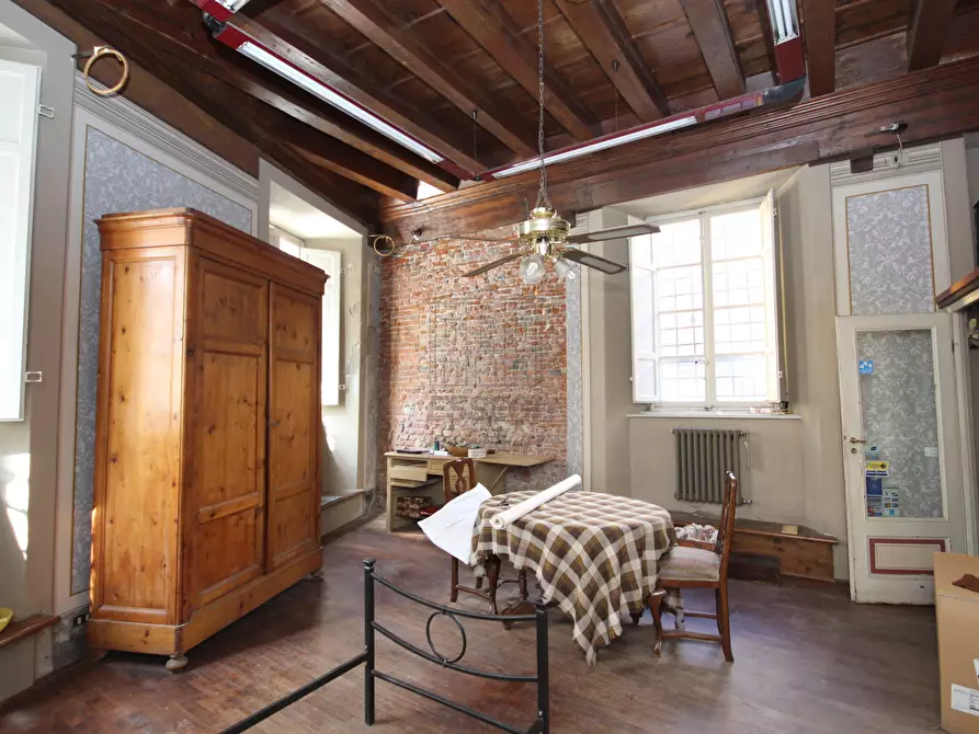 Immagine 23 di Appartamento in vendita  in via busdraghi a Lucca