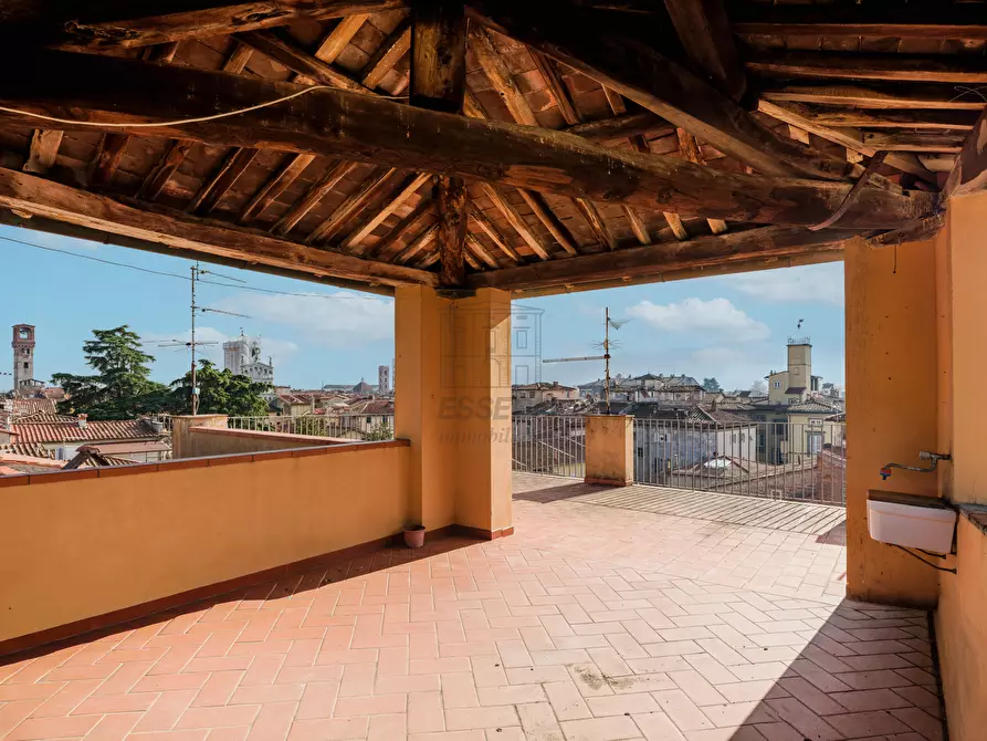 Immagine 25 di Palazzo in vendita  in Via Beccheria 35 a Lucca