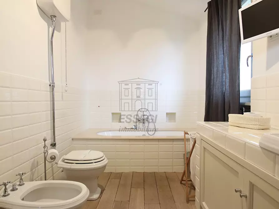 Immagine 19 di Villa in vendita  in Via della Chiesa X 466 a Lucca