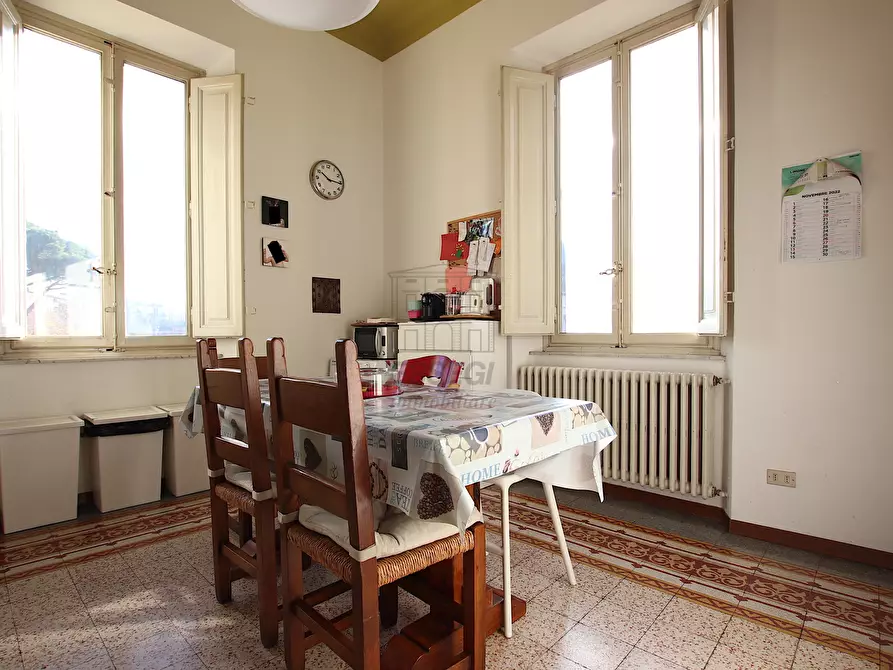 Immagine 12 di Villa in vendita  in via barsanti e matteucci a Lucca