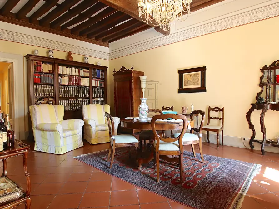 Immagine 5 di Appartamento in vendita  in via beccheria 35 a Lucca