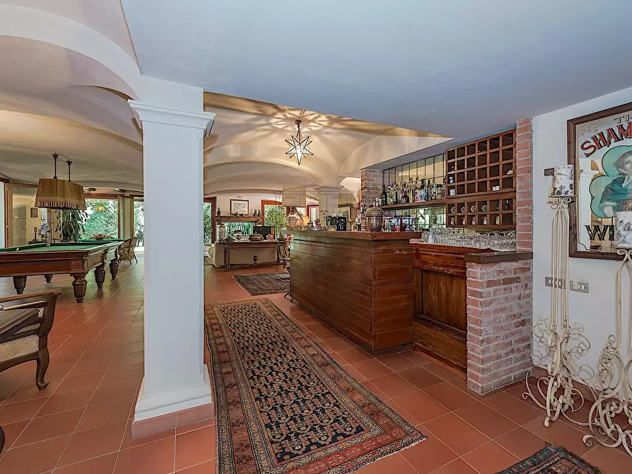 Immagine 26 di Villa in vendita  in Via di Moriano a Lucca