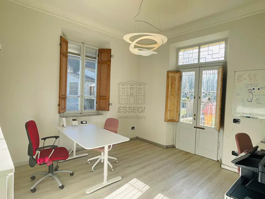 Immagine 20 di Villa in vendita  a Capannori