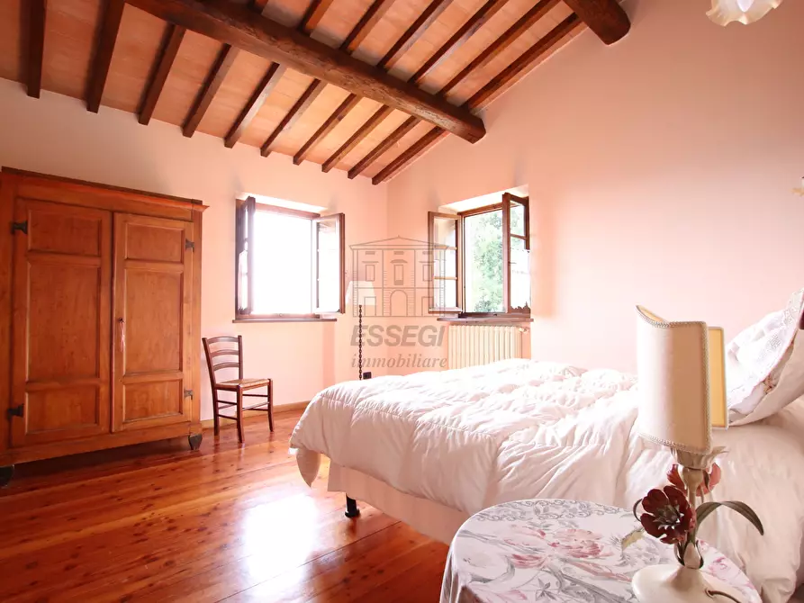 Immagine 6 di Bed & Breakfast in vendita  in Via San Gemma Galgani 4 a Pescaglia
