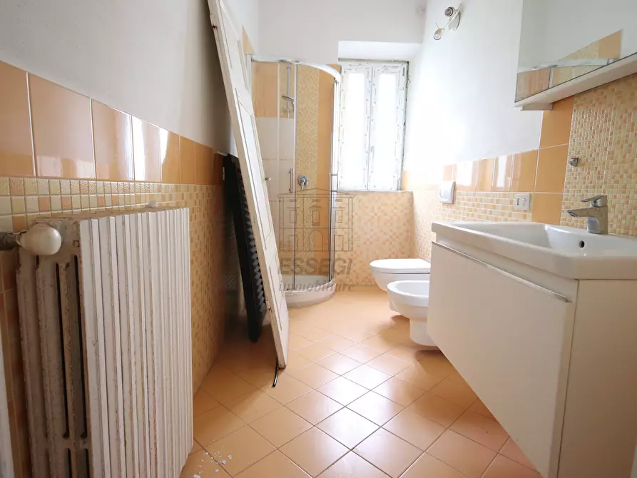 Immagine 17 di Villa in vendita  in Via della Repubblica a Capannori