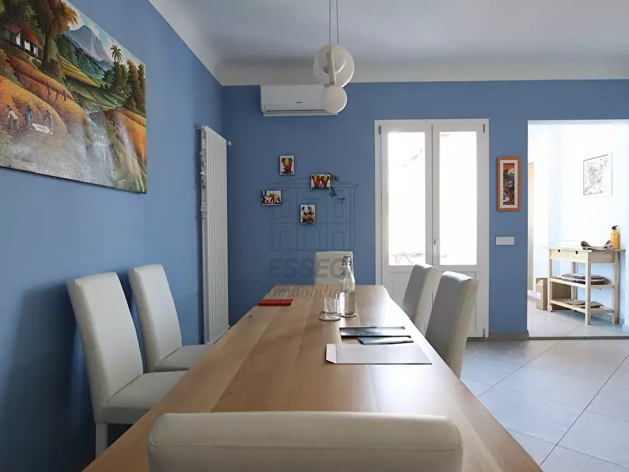 Immagine 8 di Appartamento in vendita  in Piazza del Salvatore 7 a Lucca