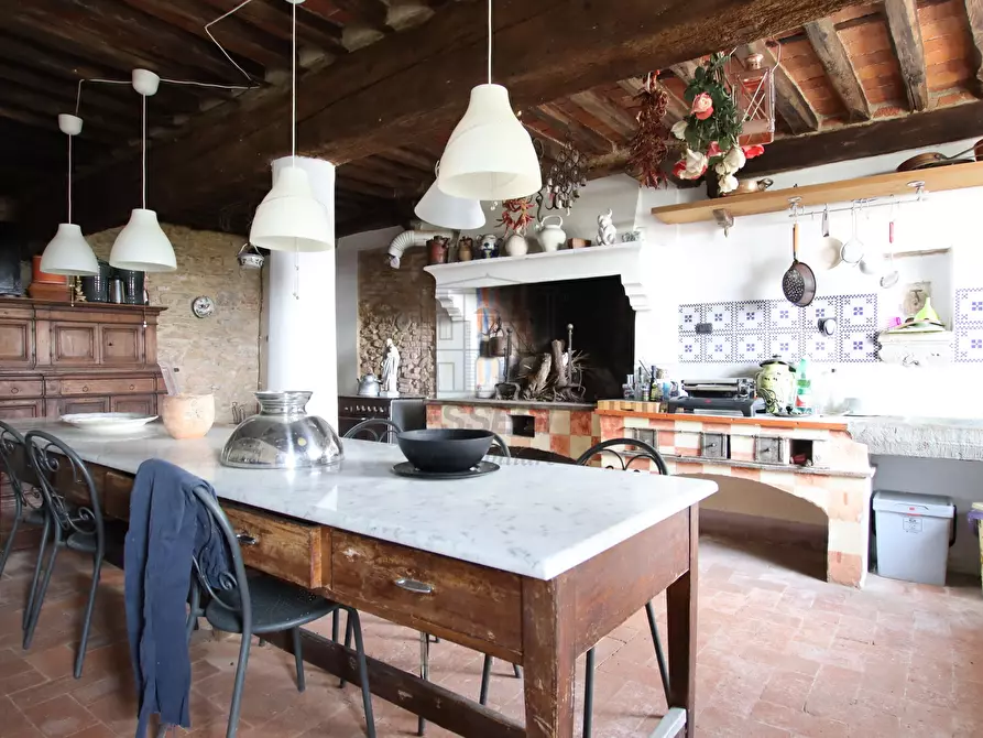 Immagine 41 di Villa in vendita  in Via del Cimitero ⅩⅩⅠⅠⅠ 676 a Lucca