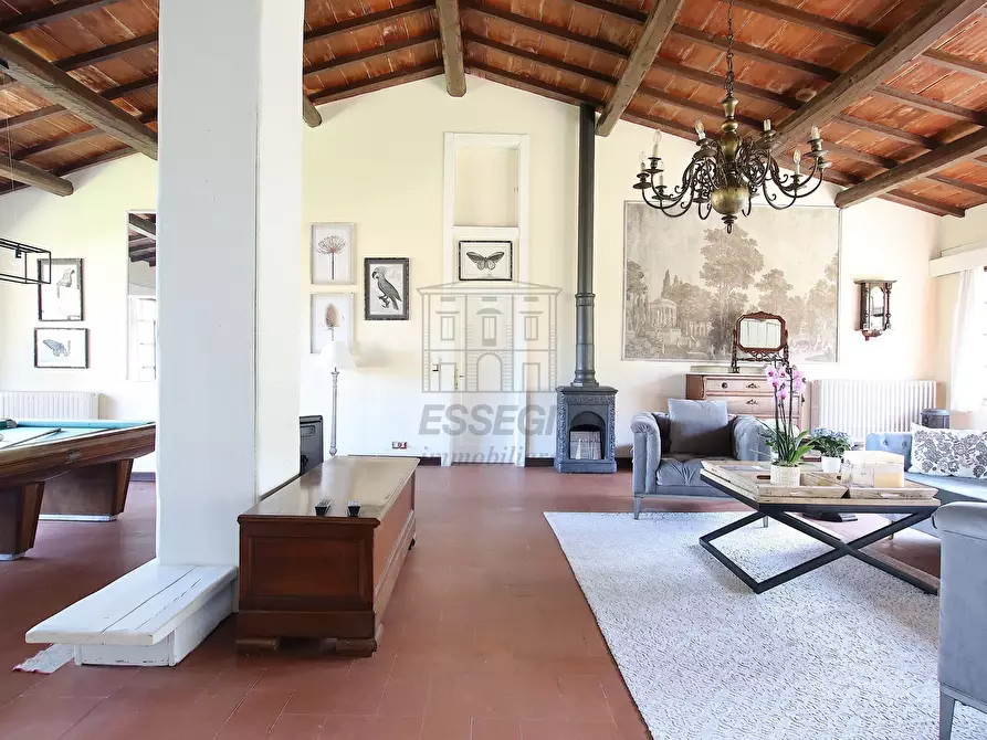 Immagine 11 di Villa in vendita  in vicopelago a Lucca