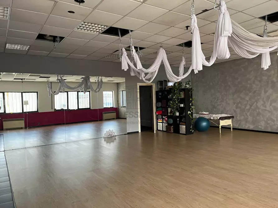 Immagine 2 di Ufficio in affitto  in Via Enrico Mattei 835 a Lucca