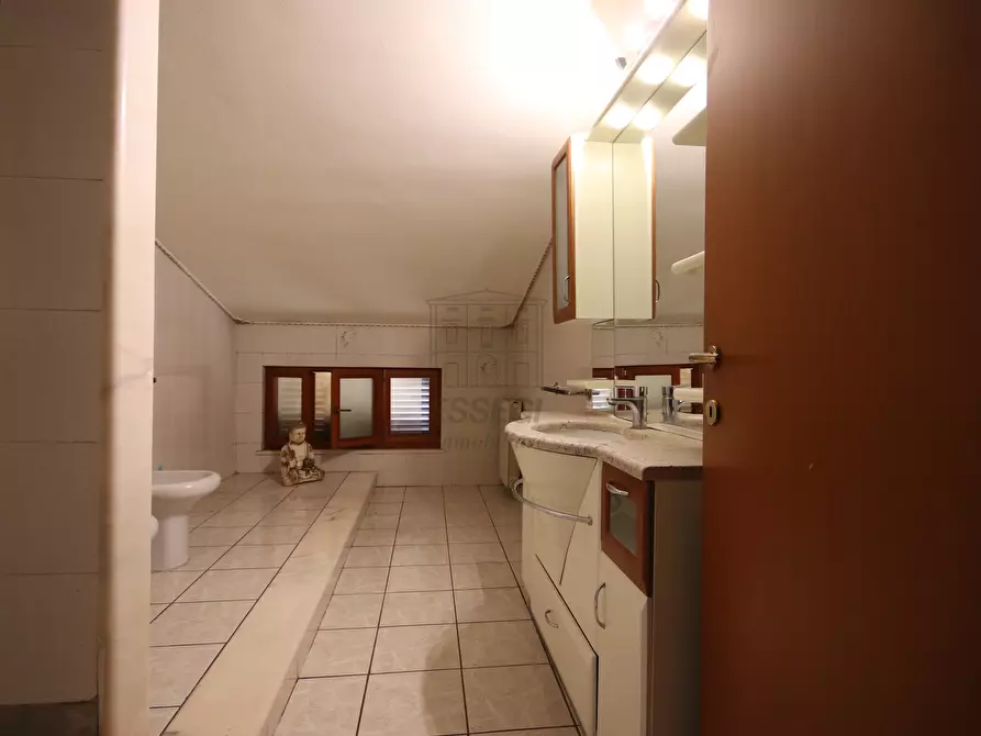 Immagine 12 di Villetta a schiera in vendita  in Via Delle Cornacchie 1016 a Lucca