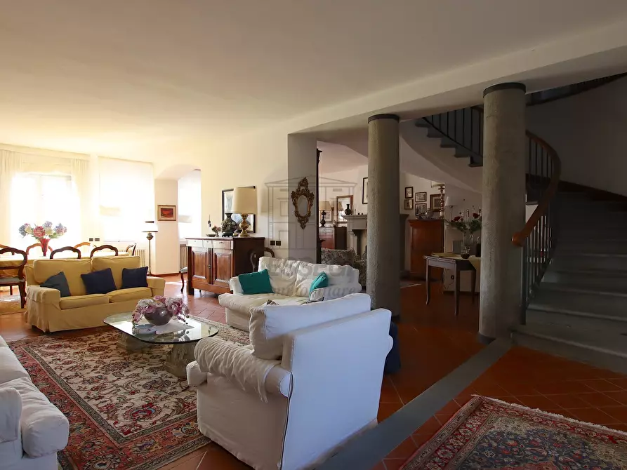 Immagine 7 di Villa in vendita  in Via del Cimitero di Ciciana a Lucca