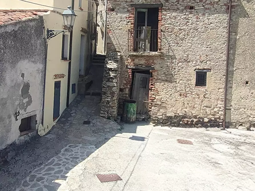 Immagine 2 di Rustico / casale in vendita  in Via Dante Alighieri a Bova