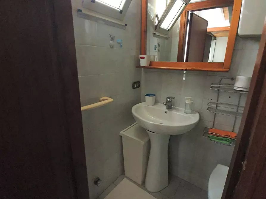 Immagine 15 di Bilocale in affitto  in Via San Francesco da Paola 81 a Reggio Di Calabria