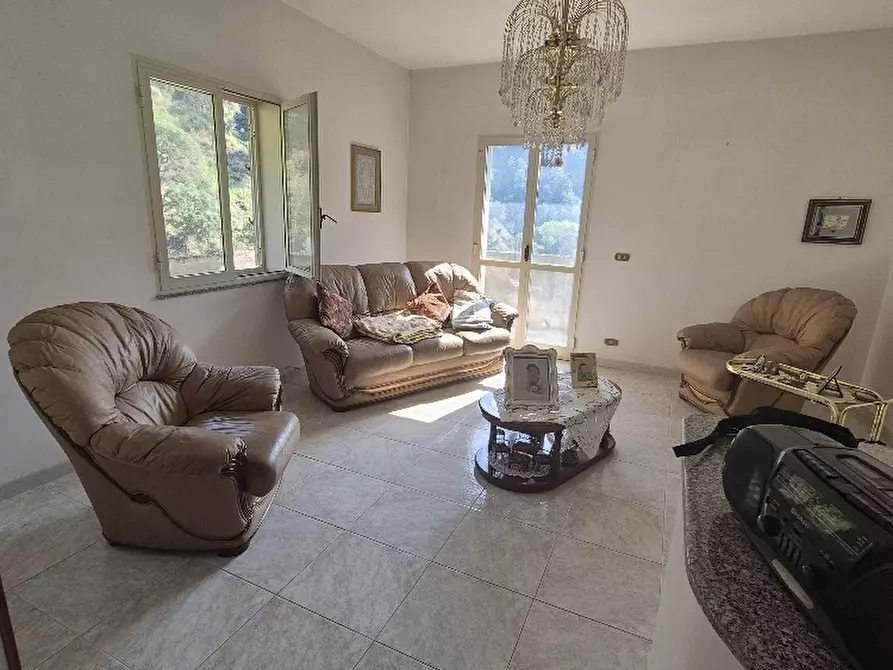 Immagine 1 di Quadrilocale in vendita  in Contrada Sant'Anna Ravagnese 61 a Reggio Di Calabria