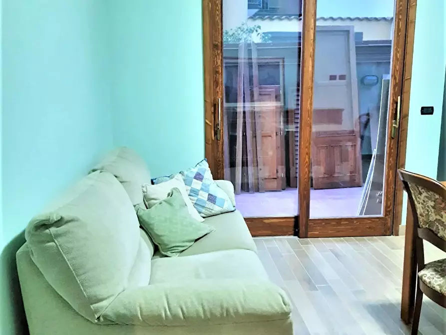 Immagine 6 di Trilocale in affitto  in Via Stadio a Melito Di Porto Salvo