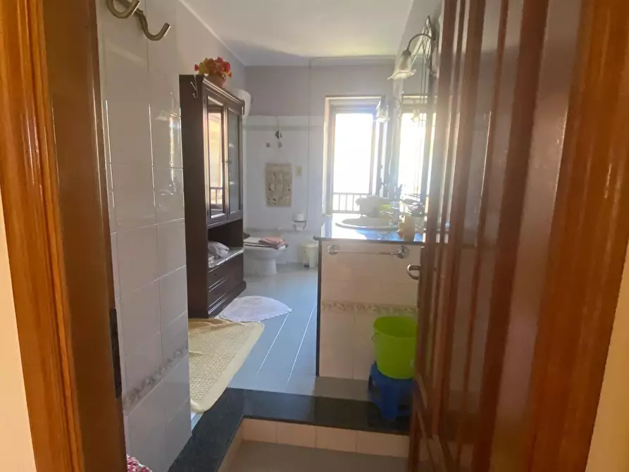 Immagine 23 di Pentalocale in vendita  in Viale Aldo Moro 15 a Bova Marina