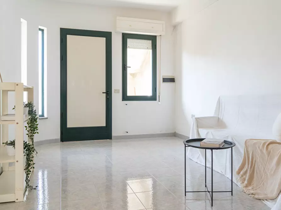 Immagine 11 di Casa indipendente in vendita  a Uta