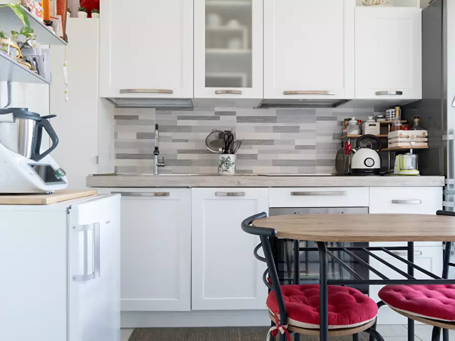 Immagine 15 di Appartamento in vendita  a Uta